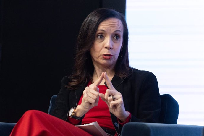 Archivo - La presidenta de Redeia, Beatriz Corredor, interviene durante la primera jornada de la V edición del foro ‘Fondos Europeos’ de elDiario.es, en El Beatriz Madrid, a 27 de marzo de 2025, en Madrid (España). ‘elDiario.es’ organiza una nueva edición