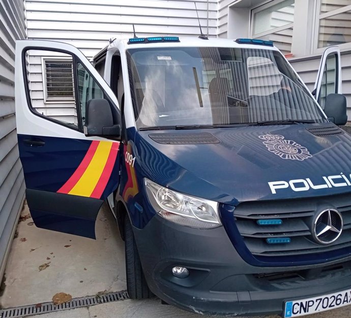 Vehículo en el que se trasladó al detenido.
