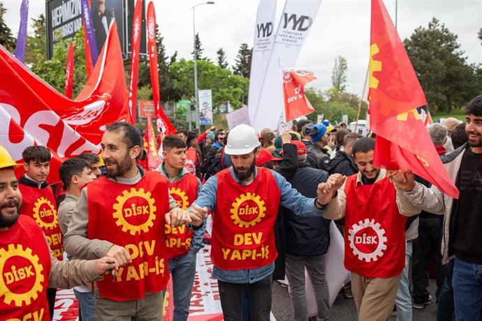 Manifestación en Estambul por el Día Internacional del Trabajo