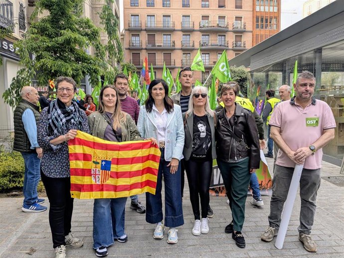 Representantes de CHA en la manifestación del 1 de mayo.