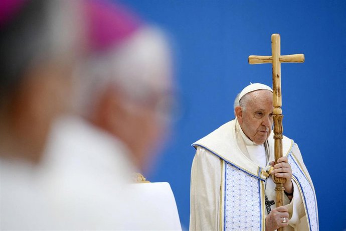 El Papa Francisco durante una misa en septiembre de 2023 en el Estadio Vélodrome de Marsella, en Francia (archivo)