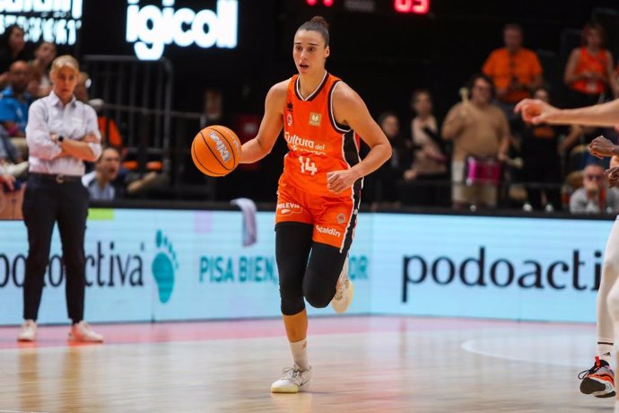 Raquel Carrera, Valencia Basket