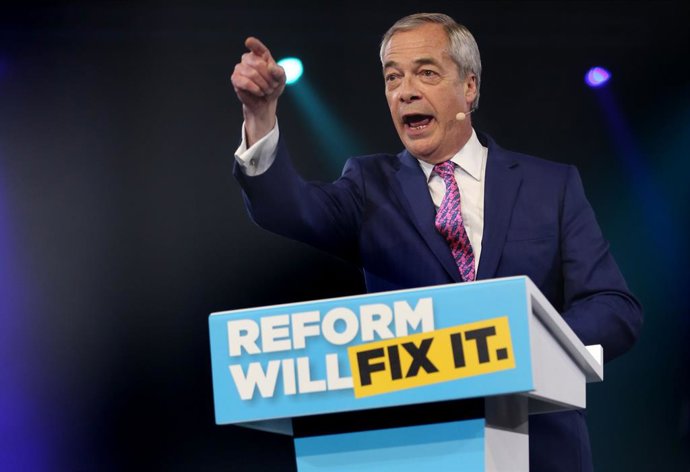 Archivo - Arquivo - Imagem de arquivo do líder do partido político britânico Reform, Nigel Farage.