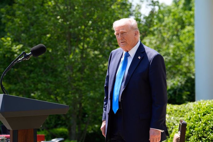 May 1, 2025, Washington, District Of Columbia, USA: United States President Donald J Trump participates in a National Day of Prayer event in the Rose Garden of the White House in Washington, DC, US, on May 1, 2025,Image: 994279658, License: Rights-managed