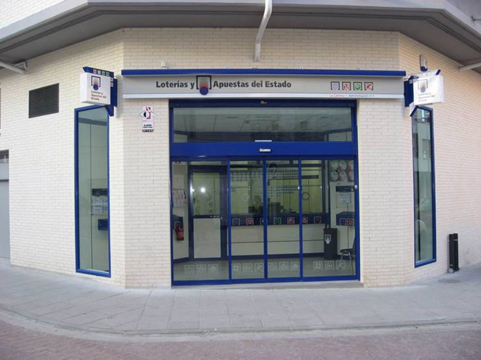 Archivo - Imagen de archivo de una administración de lotería.