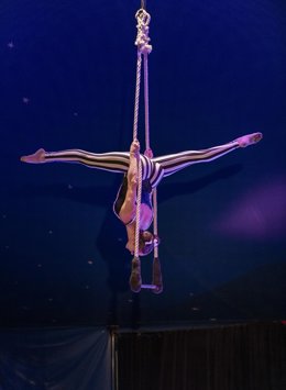 Archivo - La compañía de circo Gate-52.