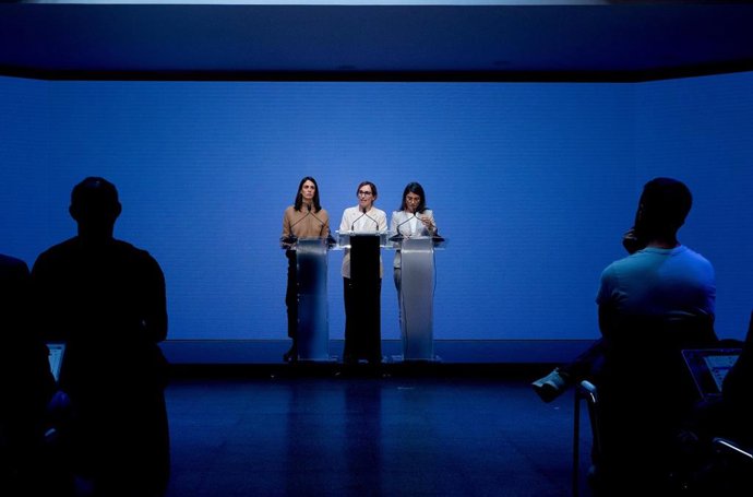 Archivo - (I-D) Las coportavoces de Más Madrid Rita Maestre, Mónica García y Manuela Bergerot, durante una rueda de prensa