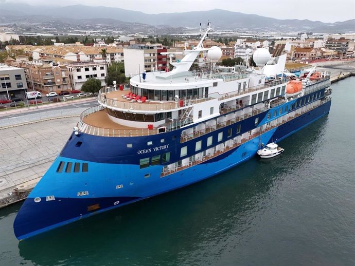 El Ocean Victory.