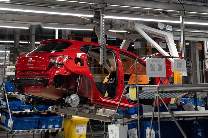 Archivo - Muntatge del model Cupra Fomentor