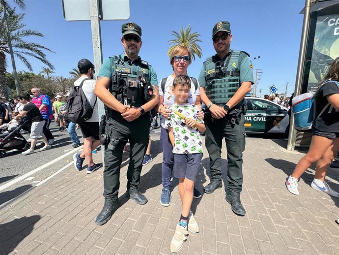 Localizado en 15 minutos un niño que se perdió en la Romería de Santa Faz