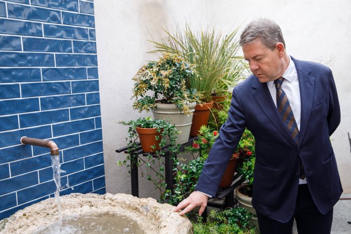 El presidente de C-LM, Emiliano García-Page, en Orgaz