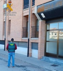 La Guardia Civil de Valladolid detiene al presunto autor de varios delitos de robo con fuerza en las cosas valorados en 5.000 euros