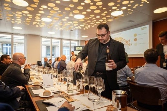 El lujo suizo se rinde a la calidad y excelencia de los vinos de Rioja en su 'Prestige Tasting'