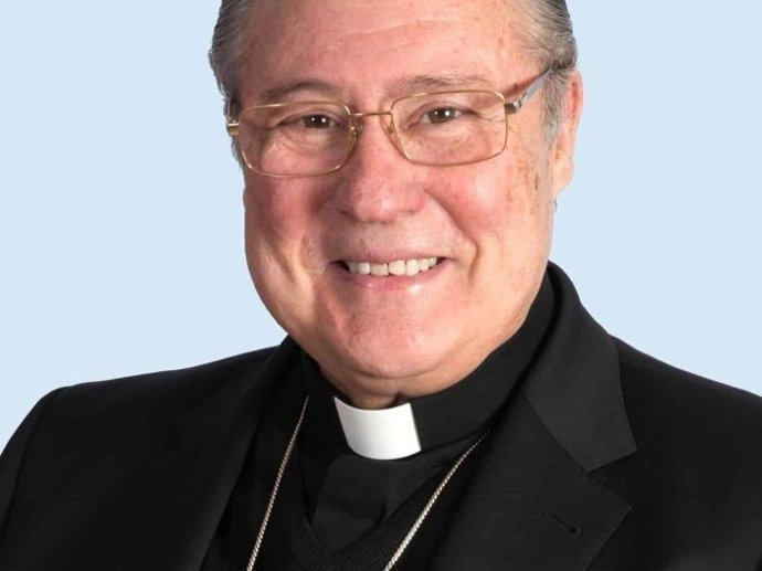 Mons. Esteban Escudero Torres, Bisbe auxiliar emèrit de València,