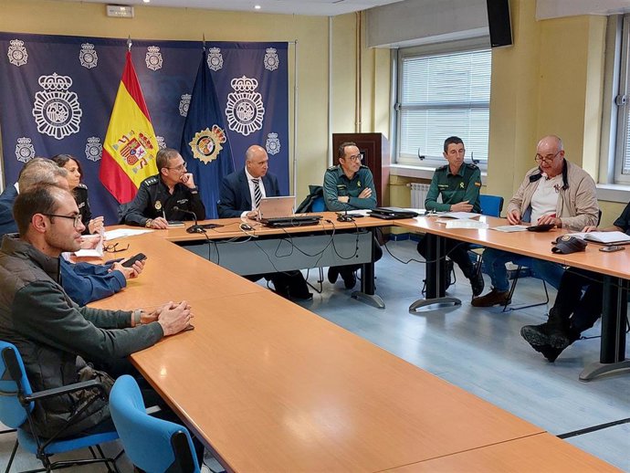 El subdelegado del Gobierno, Jacinto Canales, preside la reunión de Coordinación de seguridad ante el partido Real Valladolid-FC Barcelona.