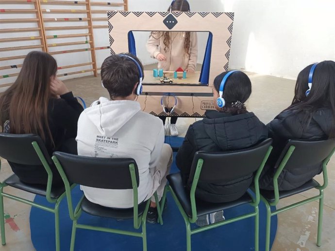 Archivo - 'El Otro Lado" Se Define Como Una "Instalación De Teatro Social Para Dejar A La Gente En Paz'.