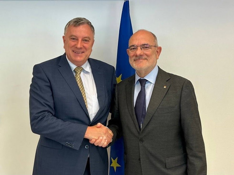 El conseller Jaume Duch y el secretario general del Comité Europeo de las Regiones, Petr Blíkovsk