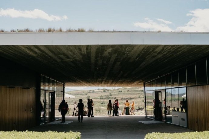 BERONIA PRESENTA "TERRACEO ENTRE VIÑAS", EL PLAN PERFECTO PARA EL PUENTE DE MAYO