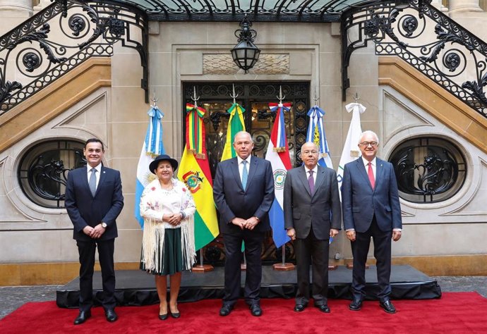 Reunión en Buenos Aires de los ministros de Exteriores de países del Mercado Común del Sur (MERCOSUR)