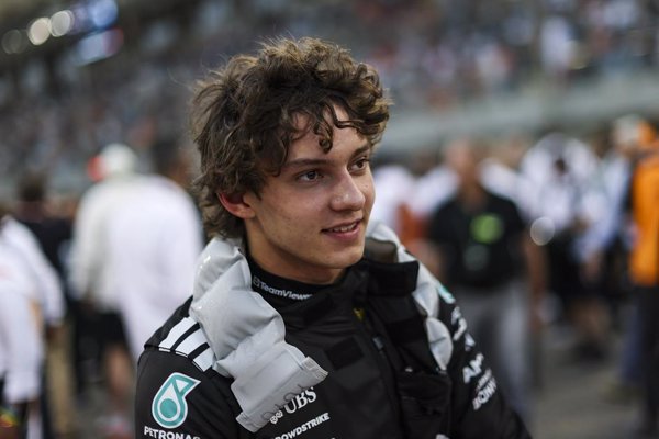 Fórmula 1/GP Miami.- Antonelli irrumpe en la lucha de Miami con la pole del Sprint