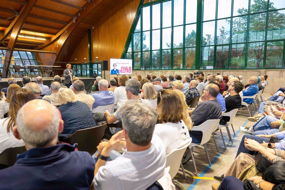 Diestro cierra su campaña en Torrelavega y apela a abrir una  nueva etapa  en el PRC