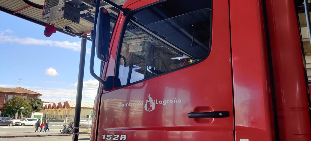 Sofocado esta madrugada un incendio en una vivienda en Gallinero de Cameros