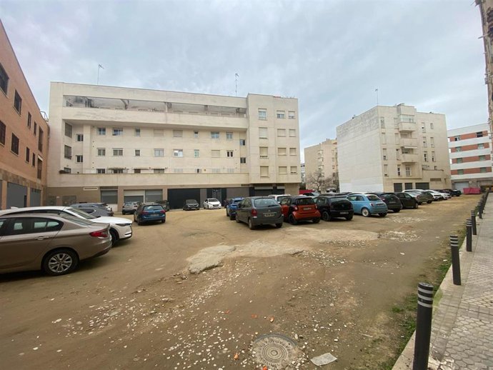 Zona de aparcamiento en el barrio sevillano del Tiro de Línea.