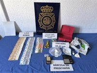 Desmantelado un punto de venta de sustancias estupefacientes en la calle Ramón y Cajal