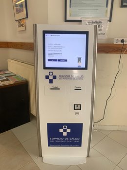 Sistema de citas 'Pase y espere' implantado en los centros de salud del noroccidente de Asturias.