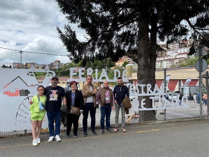 El coordinador general de IU en Asturias, Ovidio Zapico, en la feria de muestras de Tineo.