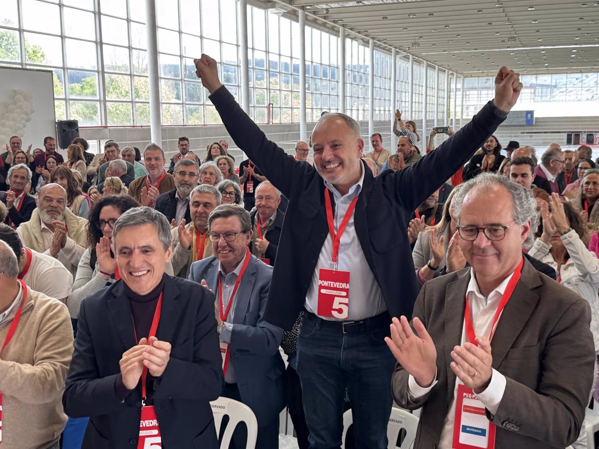 Regades inicia su tercer mandato en el PSOE de Pontevedra con una llamada a  cargar pilas  para recuperar la Diputación