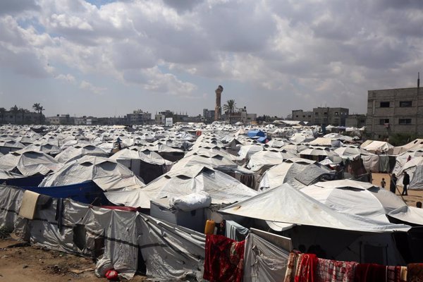 O.Próximo.- Mueren al menos tres civiles en un nuevo bombardeo de las FDI en el este de la ciudad de Gaza O.Próximo.- Mueren al menos tres civiles en un nuevo bombardeo de las FDI en el este de la ciudad de Gaza