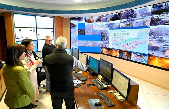 Imagen de archivo.- Visita al Centro de Control del Tráfico de la red semafórica