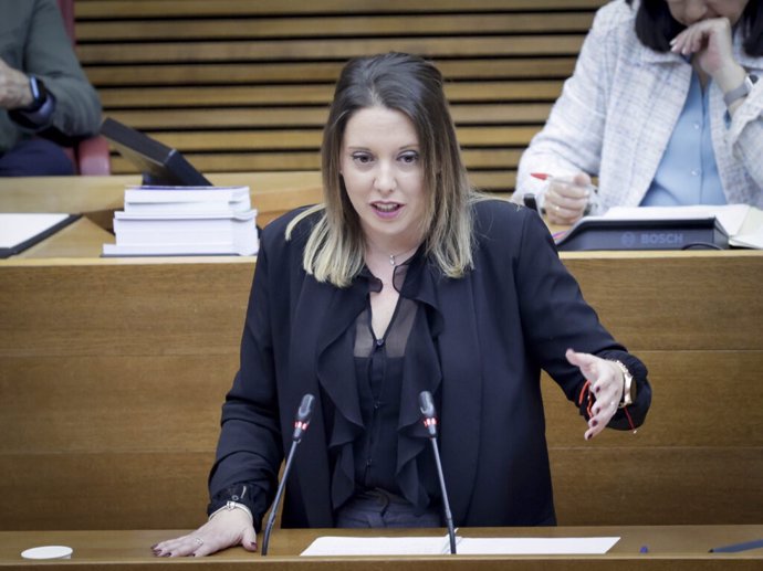 Archivo - La portavoz de Igualdad del Grupo Parlamentario Popular (GPP), Noelia Císcar