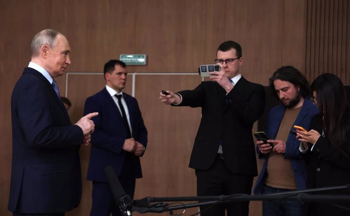 El presidente de Rusia, Vladimir Putin, atiende a los medios 