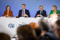 Feijóo ultima este lunes con la cúpula del PP la ofensiva contra Sánchez por el apagón