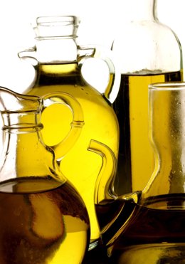 Archivo - IMAGEN DE RECURSO DE ACEITE DE OLIVA.