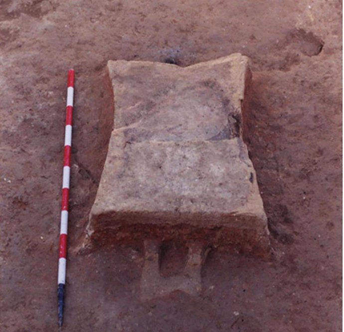 Archivo - Imagen del altar fenicio de la antigua Caura, actual Coria del Río
