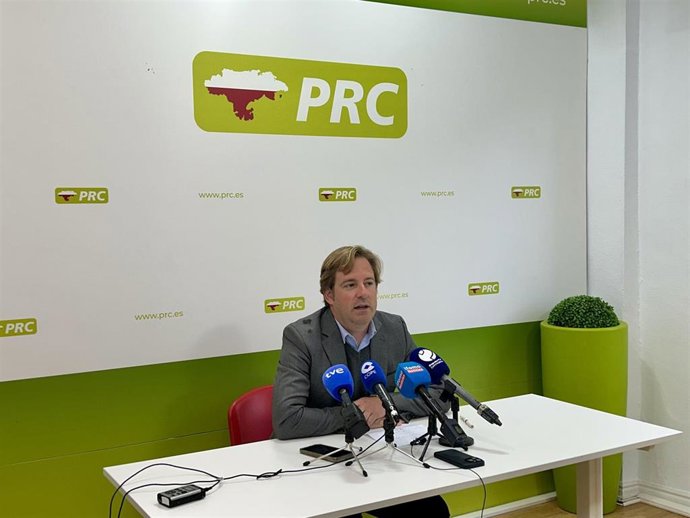 Imagen de archivo.- Rueda de prensa de Pablo Diestro.