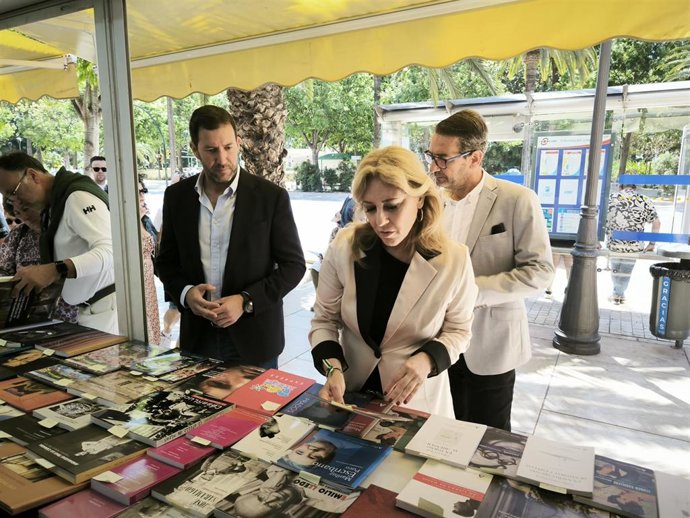Carolina España en la Feria del Libro de Málaga