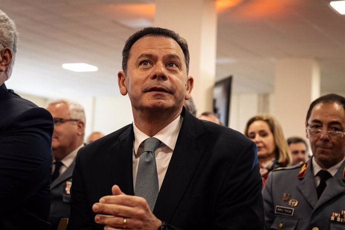 Archivo - March 31, 2025, Porto, Portugal: Luis Montenegro, Portuguese Prime-Minister, seen during the Land Defence Industry Day event at the Army Headquarters of Serra do Pilar. The portuguese Prime-Minister Luis Montenegro visited the Portuguese Army He