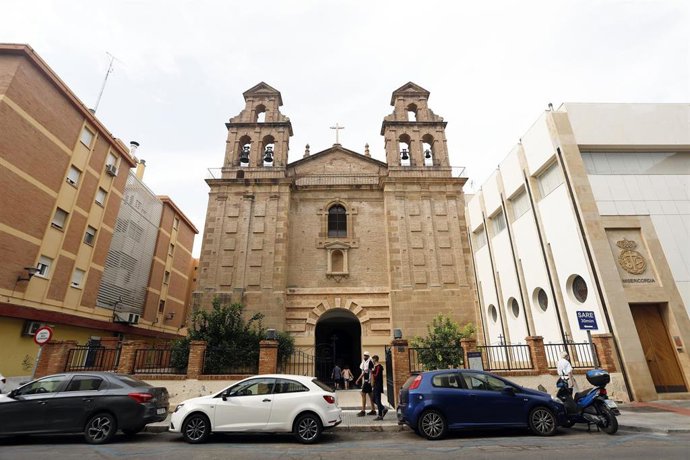 Archivo - Vista de la fachada principal del Iglesia del Carmen en la barriada de El Perchel