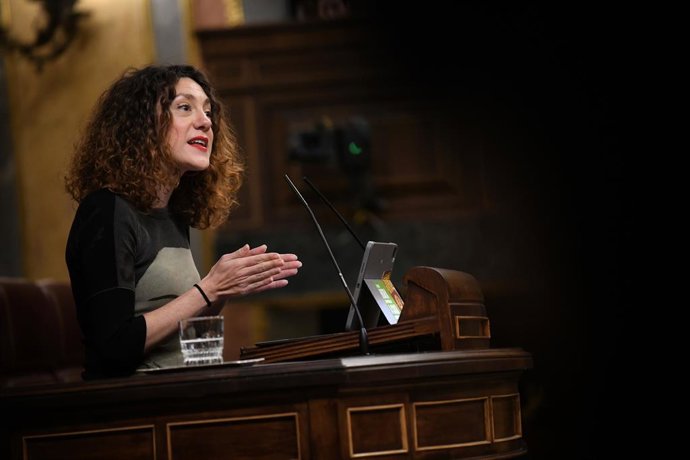 Archivo - La diputada de Sumar Aina Vidal interviene durante una sesión plenaria en el Congreso de los Diputados, a 25 de marzo de 2025, en Madrid (España). El Pleno del Congreso de los Diputados debate y vota una proposición de ley de PSOE y Sumar sobre 