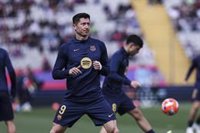 Lewandowski se reincorpora a los entrenamientos del Barça y apunta a Milán