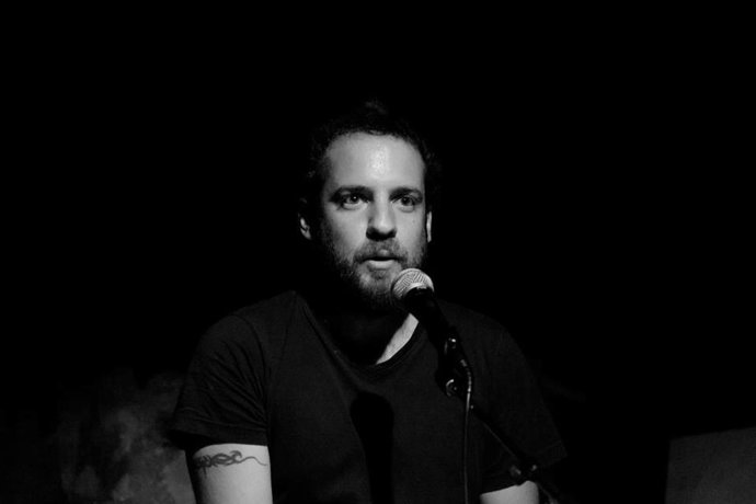 El poeta Miguel Martínez