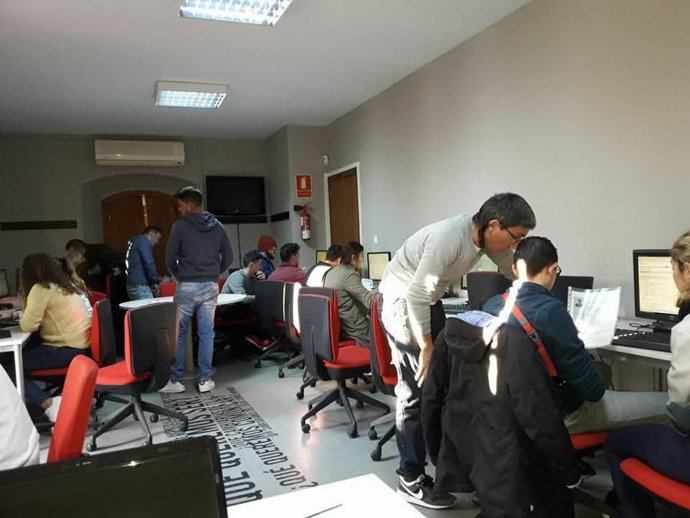 Imagen de actividad en un Punto Vuela