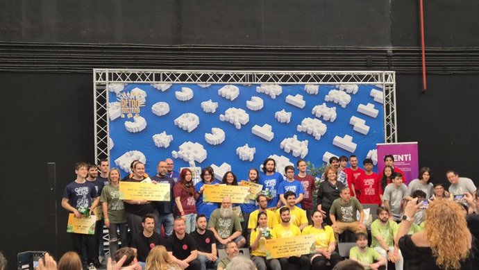 La Escola d'Art i Disseny Deià gana la 2 Game Jump FP de la feria RetroBarcelona