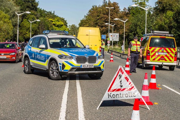 Archivo - September 20, 2023, Freilassing, Bavaria, Germany: Five years after the introduction of the Bayerische Grenzschutzpolizei (Bavarian Border Protection Police), Bavarian Minister President MARKUS SOEDER and Bavarian Interior Minister JOACHIM HERRM