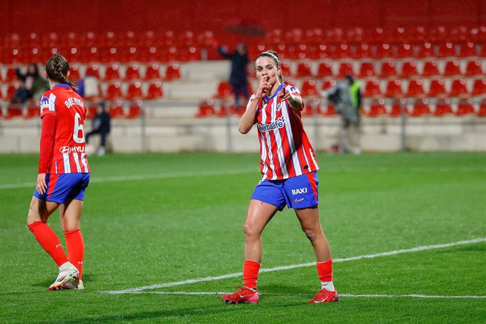 Archivo - Gio Queiroz celebra un gol con el Atlético de Madrid 