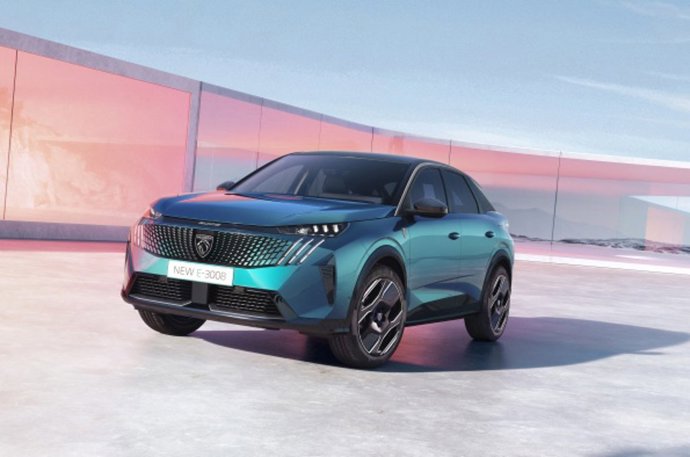 Archivo - La autonomía, principal preocupación para el 65,4% de los españoles a la hora de elegir un eléctrico.